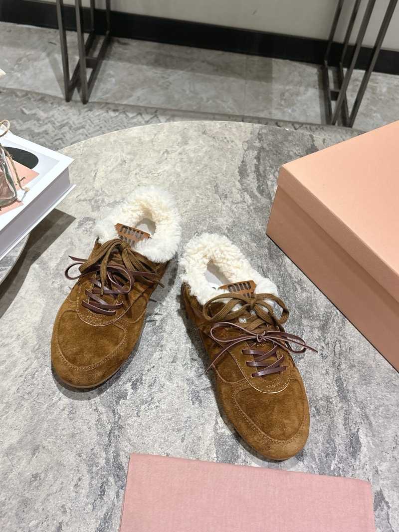 Miu Miu Sneakers